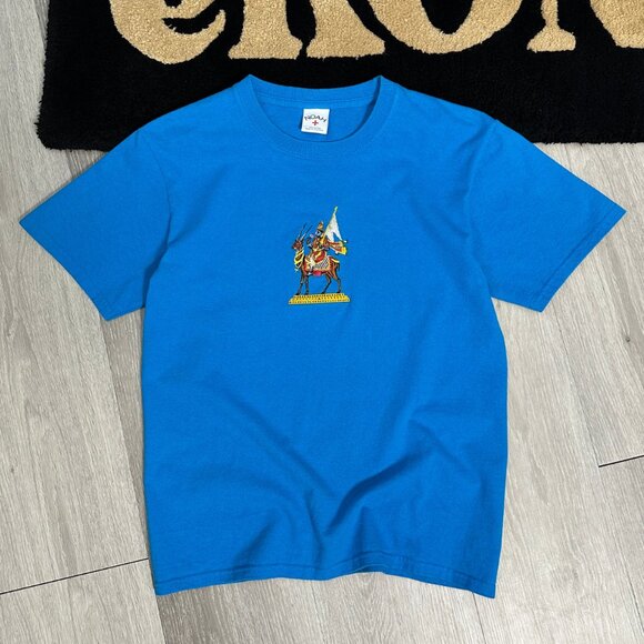 Rare Noah SS19 Vayu Wind God Embroidered Men's Blue T-Shirt - Size XS - Picture 1 of 6